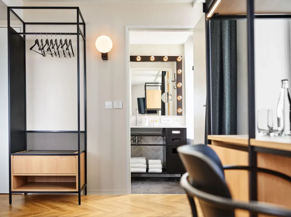 Deluxe King Zimmer im H4 Wyndham, Paris Pleyel - H-Hotels.com - Offizielle Webseite