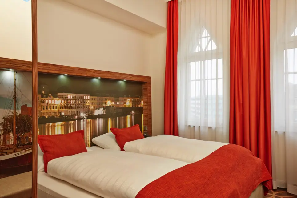 Komfort Queen Doppelzimmer - H+ Hotel Lübeck - Offizielle Webseite