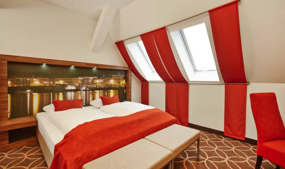 Deluxe Doppelzimmer im H+ Hotel Lübeck - Offizielle Webseite