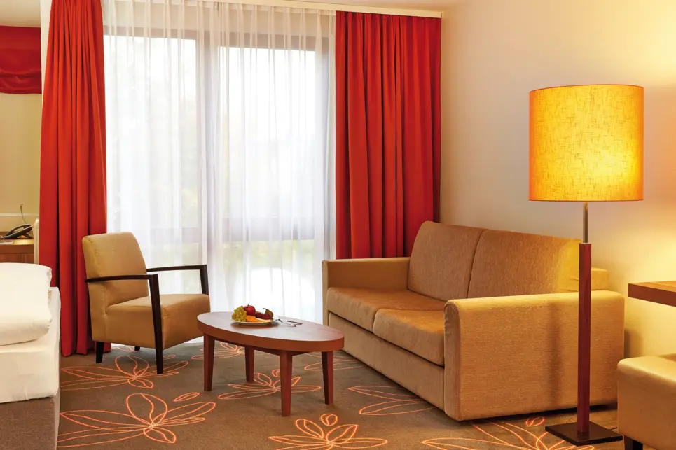 Modern Junior suite in the H+ Hotel Hannover - Official website