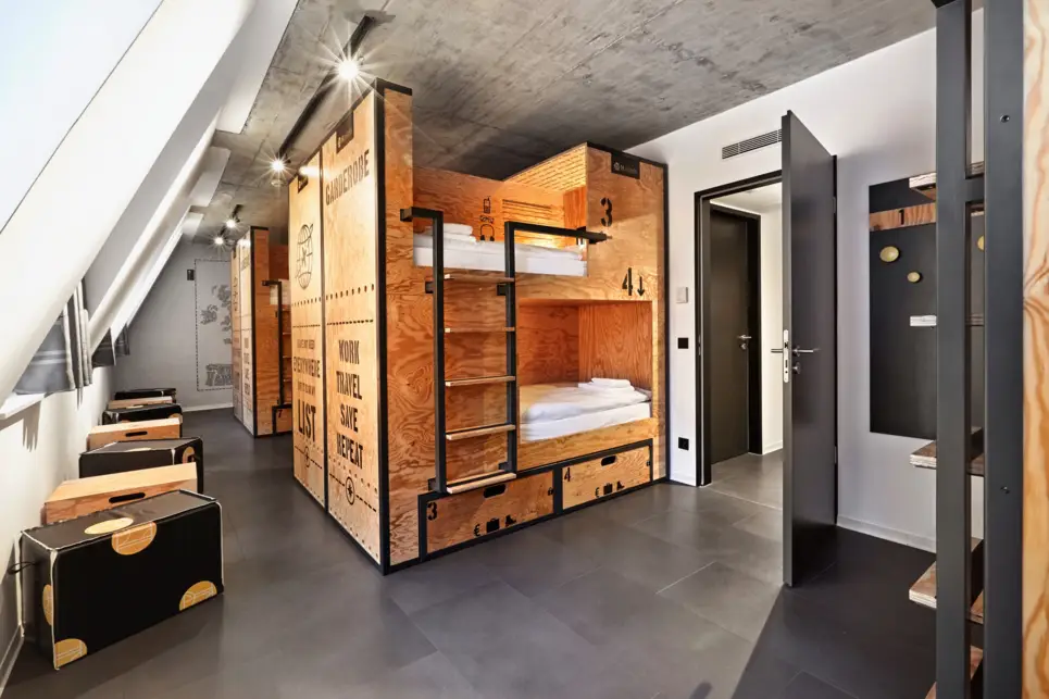 Mehrbettzimmer mit 10 Betten - H.ostel Münster - Offizielle Webseite