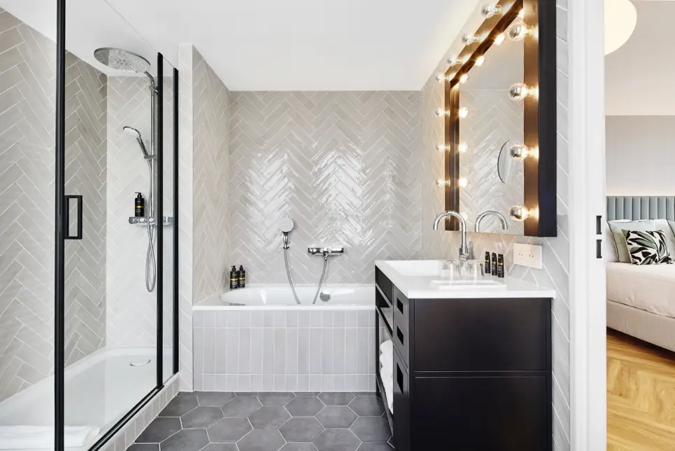 Suite im H4 Wyndham, Paris Pleyel - H-Hotels.com - Offizielle Webseite